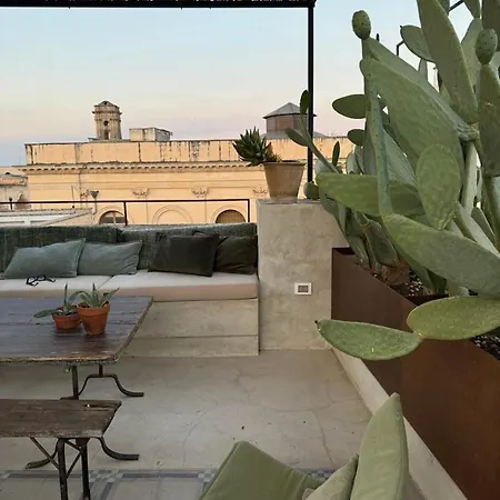 דירה Area 8 Design With Stunning Terrace